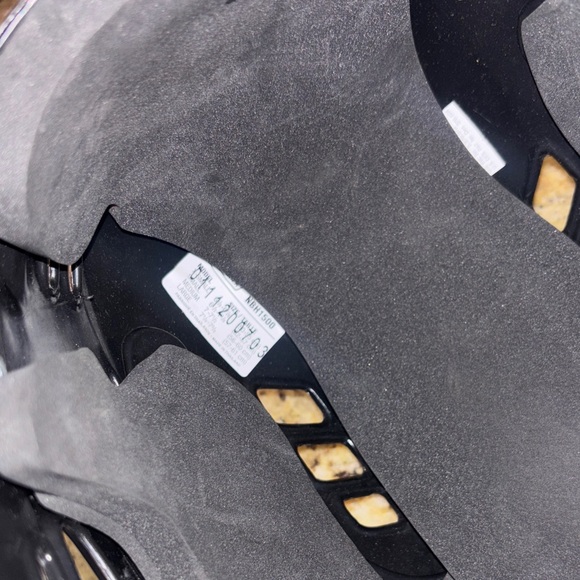 Bauer Black Hockey Helmet with Face Cage - Picture 6 of 12